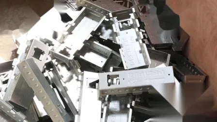 Parti di stampaggio galvanizzate ODM OEM personalizzate per la costruzione